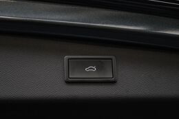 elektrisch bedienbare achterklep met sensorsturing