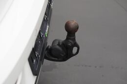 trekhaak elektrisch uitklapbaar
