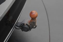 trekhaak elektrisch uitklapbaar