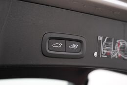 elektrisch bedienbare achterklep met sensorsturing