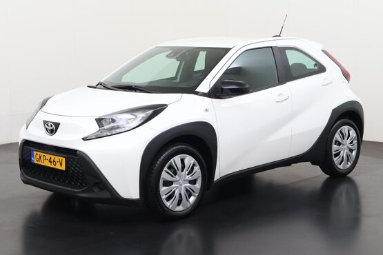 Toyota Aygo X 1.0 VVT-i MT Play