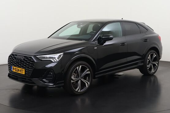 Audi Q3 Sportback 45 TFSIe S Line Black optiek