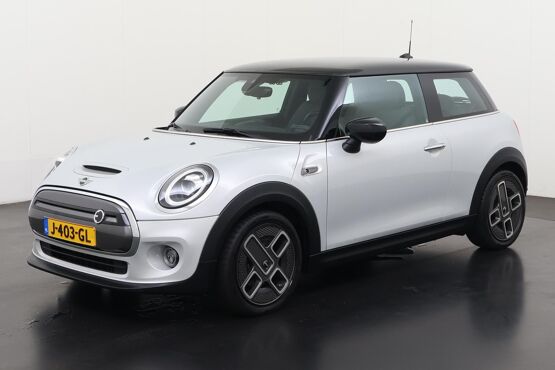 MINI Electric Essential 33 kWh