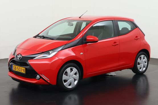 Toyota Aygo 1.0 VVT-i x-play Automaat