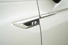 R-Line Exterieur