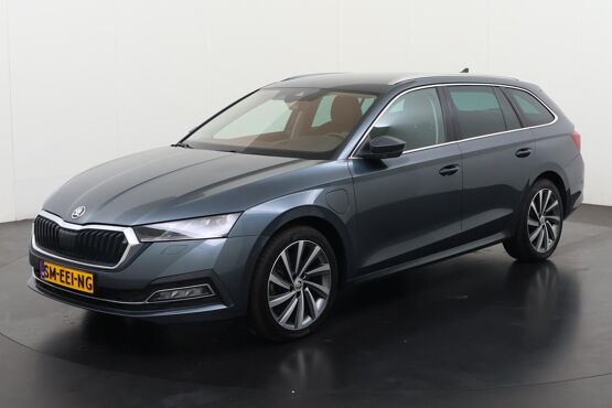Škoda Octavia Combi 1.4 TSI iV PHEV Style
