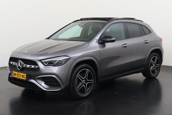 Mercedes-Benz GLA 250e AMG Night