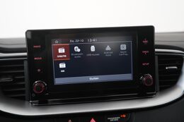Apple Carplay/Android Auto