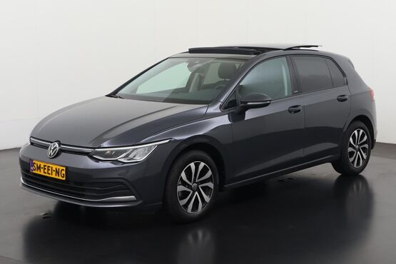 Volkswagen Golf 1.0 eTSI Active DSG