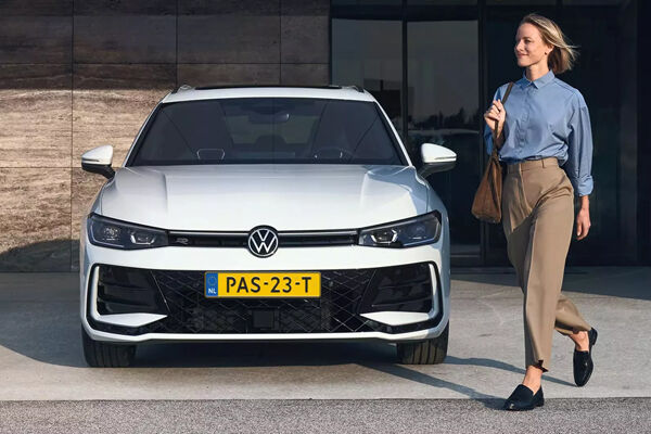 Volkswagen_passat_exterieur_occasion_vooraad