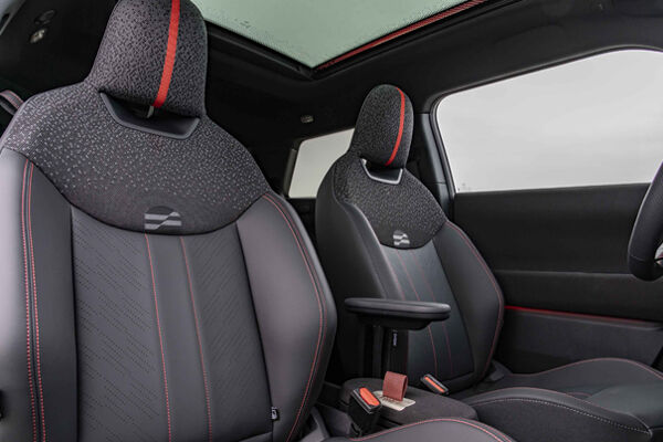 Mini_cooper_john_works_interieur_interior_kart