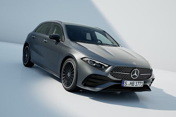 Mercedes_benz_a_class_klasse_model_uitvoering_amg_line_luxury_phev