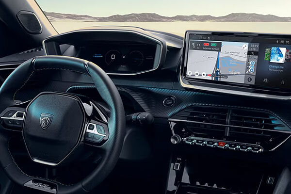 Peugeot-e-2008-interieur-design-occasion-voorraad