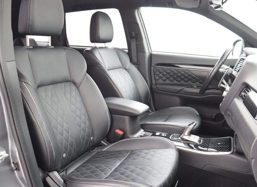 df568927-4f21-4c00-afa6-3020c9f81da2