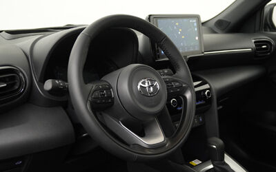 Yaris_cross_multistuurwiel