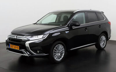 Mitsubishi_Outlander_hybride_suv_budget_occasion_voorraad