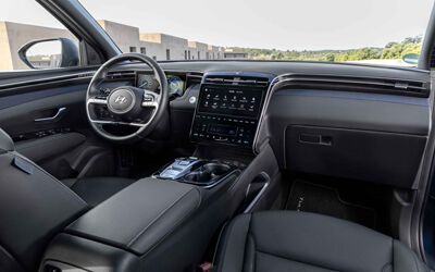 Hyundai_Tucson_interior_interieur_cockpit