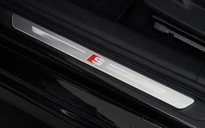 Audi_A3_S_line_badges_details