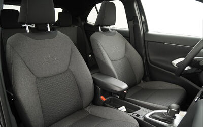 Toyota_yaris_voorstoelen