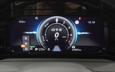 VW_Golf_volledig_digitaal_cockpit