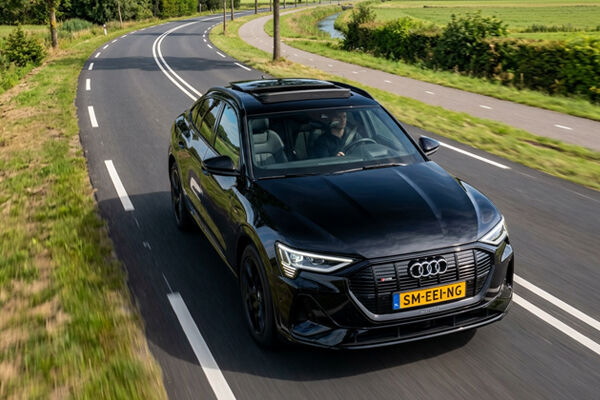 Schuif_kanteldak_panoaramadak_audi_e_tron
