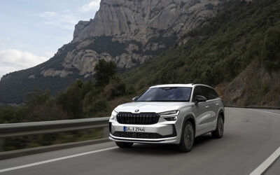 Skoda_sportline_driving_sport