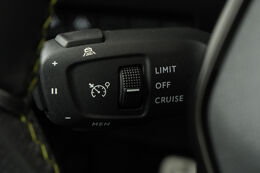 Cruise control adaptief met stop&go en stuurhulp